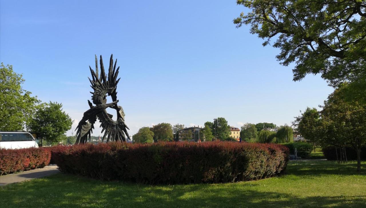 Apartament Wygoda Old Town Deluxe Wawelofts Krakow Bagian luar foto